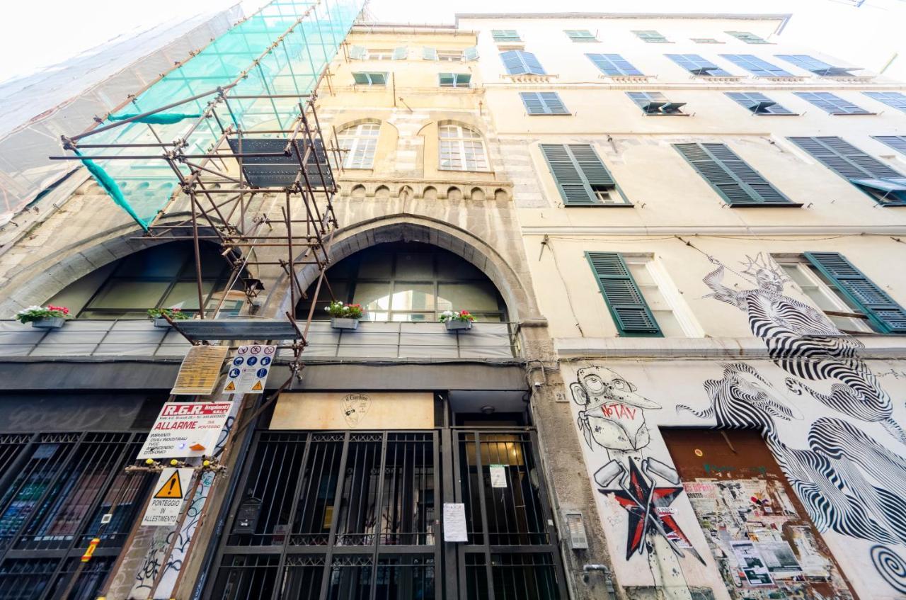 ジェノヴァJoivy Vibrant Open-Plan Apt For 6 In Historic Centreアパートメント エクステリア 写真
