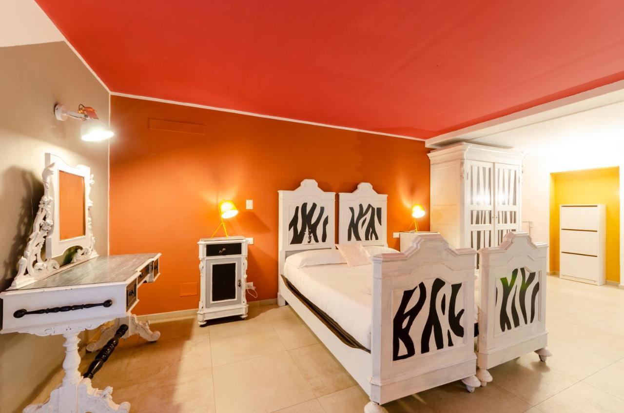 ジェノヴァJoivy Vibrant Open-Plan Apt For 6 In Historic Centreアパートメント エクステリア 写真
