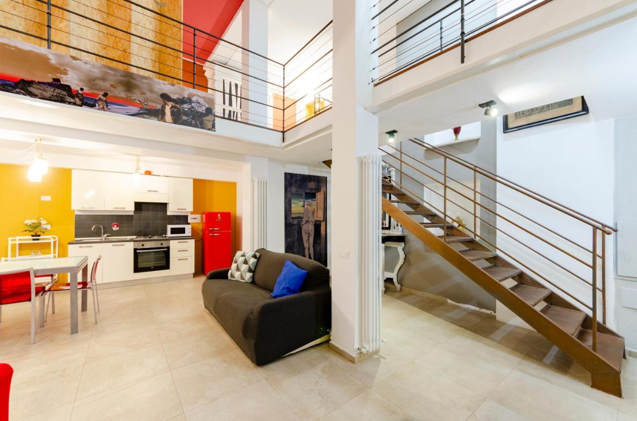 ジェノヴァJoivy Vibrant Open-Plan Apt For 6 In Historic Centreアパートメント エクステリア 写真